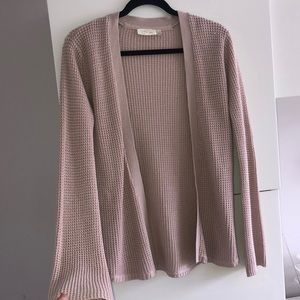 Long sleeve knitted sweater